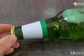 开啤酒瓶盖有妙招！用手就能拧开，不用开瓶器，真实用图片