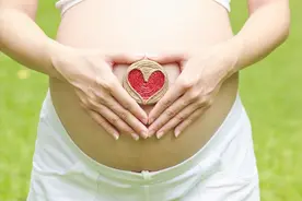 孕妇怀胎十月，内脏都快被挤没了！一张图让你读懂“母亲的伟大”图片