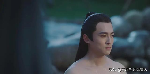 被明星毁掉的6大纸片人：容家美男被拉下神坛，最惨的还是张起灵