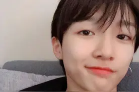 唏嘘！艾比做“变身手术”，术后半年还在淌血！直言：我快疯掉了图片