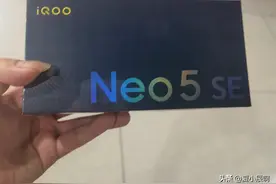 游戏流畅不卡顿，是喜欢玩游戏的朋友值得入手的一款手机图片