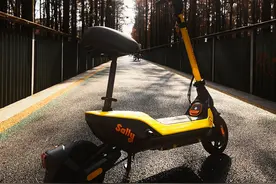 有路权，还有座椅，关键颜值还很高的九号电动滑板车体验图片