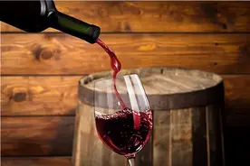 “过期”的红酒别倒掉，留在家里特别“值钱”，一年能省不少钱图片