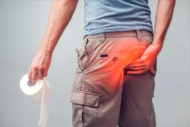 经常放屁是肝不好吗？提醒：放屁多，或与这3个原因有关！图片