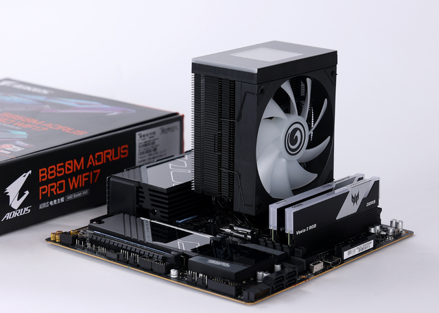 预算9k打造的桌面MATX小钢炮：9600X+5060Ti+闪鳞G500装机