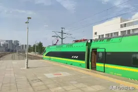 10月11日起，安康站↔铜川东站将开行“绿巨人”动车组！图片