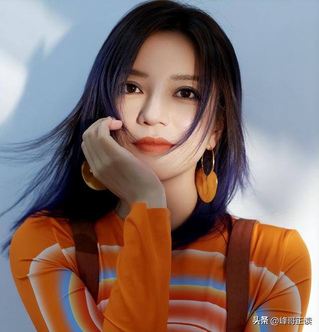 47岁的赵薇突然消失两年后，再看如今她的处境，完全是自食恶果
