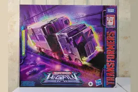 合体嘛，不寒碜——传世指挥官级汽车大师开箱测评图片