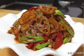 家常炒藕片这么做，味道香辣，清脆爽口好吃，不小心就会多吃饭图片