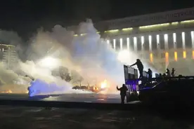 哈萨克斯坦局势恶化，集安组织宣布派维和部队，中方也作出表态图片