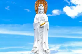 海南镇岛之宝海上观音，耗资8亿高108米，曾遭质疑建成后超乎想象图片