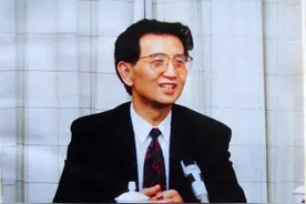 发功扑灭大兴安岭大火，意念拦截原子弹，气功大师严新有多能吹？图片