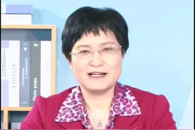 水中的白色物知道是什么了吧图片