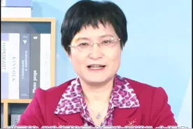 水中的白色物知道是什么了吧图片