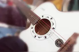 第一次学尤克里里～你努力认真的模样，真好看图片