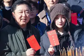 于谦淡出德云社？他正在另一个圈子里，红的发紫图片