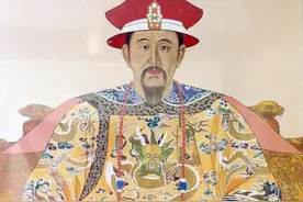 聪明的康熙皇帝，一代明君，为什么会容忍九子夺嫡的事情出现呢？图片
