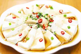 三伏天，建议大家：少吃绿豆和生姜，多吃这5样，清热消暑不上火图片