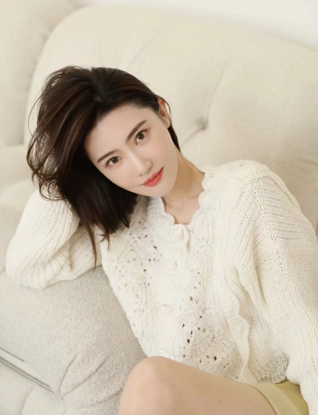 30、40岁的女人想要抗衰老，别着急用“视黄醇”，这样做更有效