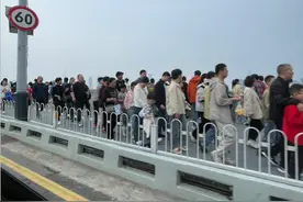 下雨也挡不住！这个“五一”，湖北来了几亿人？图片