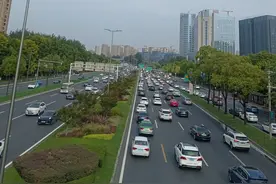 为什么现在要全国范围禁二轮，三轮电动车？图片