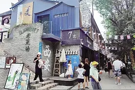 夏日经济催生年轻人“花式慢游”图片