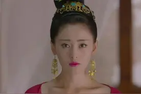 张天爱的直角肩，张歆艺的排骨胸...“病态审美”该停了图片