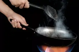严重有害健康！这4个做饭坏习惯，一定要帮父母改掉！图片