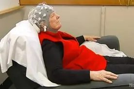 意外奇迹-安慰治疗恢复了一个失明多年妇女的视力图片