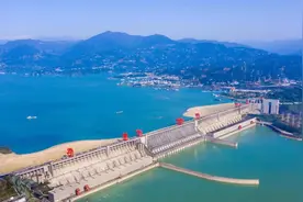 当年修建三峡大坝，有9位专家提意见反对，他们的顾虑发生没？图片