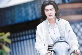 没有180cm就别演“西毒”了，原著中欧阳锋身材高大，是个美男子图片
