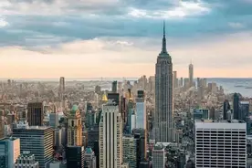 外国人惊叹！全球摩天大楼中国占一半，破除了百年魔咒图片