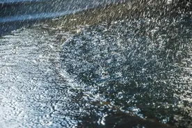 南方暴雨破百年纪录，是正常现象吗？图片