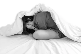 高学历的她，最后混得一塌糊涂：3个故事揭露真相图片