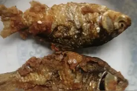 油炸草鱼酥酥脆图片