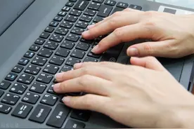 看完才知道Alt键到底有多好用，打开新世界图片