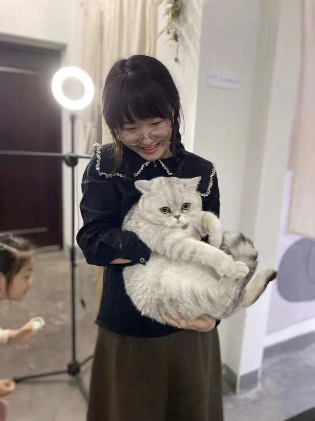 90后美术生坚持手作，在淘宝卖原创摆件，被国外商家疯狂模仿