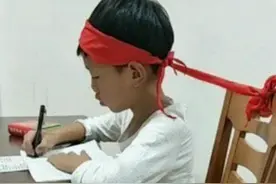 11岁小学生累倒在书桌前，生前最后一句话：妈妈，可以不写作业吗图片