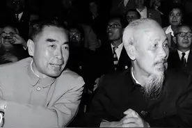 1969年胡志明逝世后，周总理电告驻越大使不要立马去吊唁，为何？图片