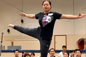 记得体操女皇程菲吗？身高1米54体重飙至180斤，34岁至今单身图片
