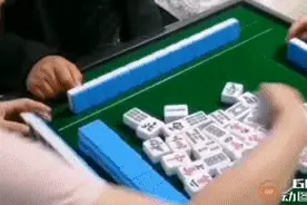打麻将无处不在的出千套路，你一定要学会观察小心提防图片