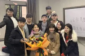 毕业后哪些学生会去看老师？班主任坦然相告，这类学生几乎不来图片