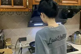 驯服一个女人，不能太快满足她的“需求”图片