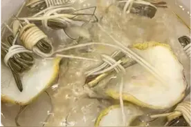 小孩子有时候上火怎么办？那就煲点凉茶喝吧图片