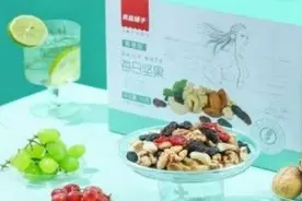 13亿销售费用换来的却是净利下滑，良品铺子代工模式能走多远？图片