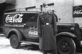 二战期间，美军将领：北非太热了，给我们士兵运三百万冰可乐过来图片