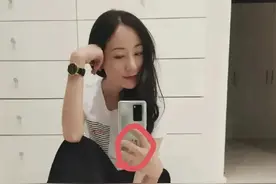 新手机背后的蓝色进网许可证撕掉后会有什么后果？多数人都不知道图片