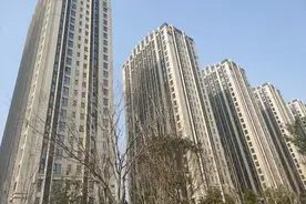 郑州一小区电费一天一交，每次最多交10块，为啥？图片