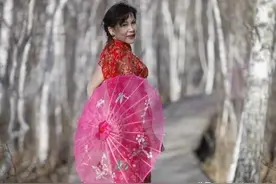 59岁性感大妈相亲65岁大爷：我要30万彩礼！大爷：你能生孩子吗？图片