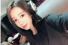 网红主播「呆妹」图片